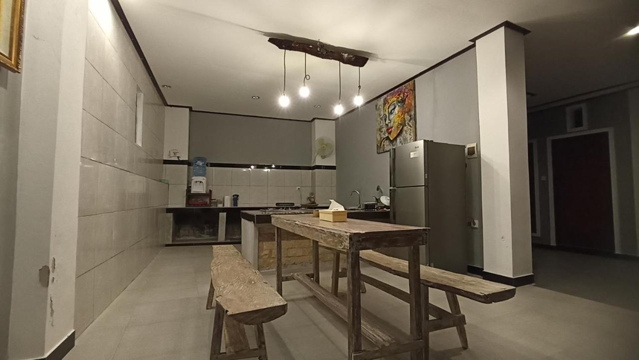 Апартаменты Gending Sari House Убуд Экстерьер фото